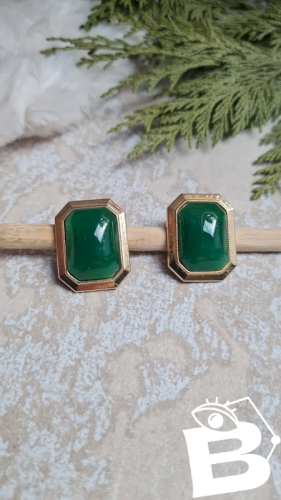 Boucles doreilles - clips vintage signés B.E. cook London