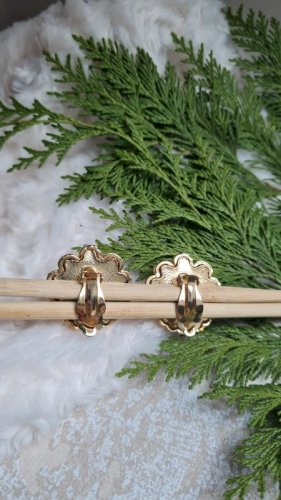 Boucles doreilles - clips vintage strass vert et dorés