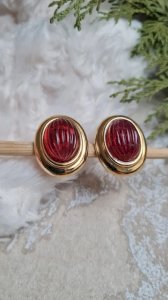 Vintage clip earrings