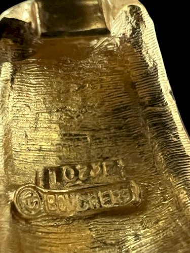 Boucles d’oreilles demi Créole vintage Marcel Boucher vers 1970 émaillée Couture