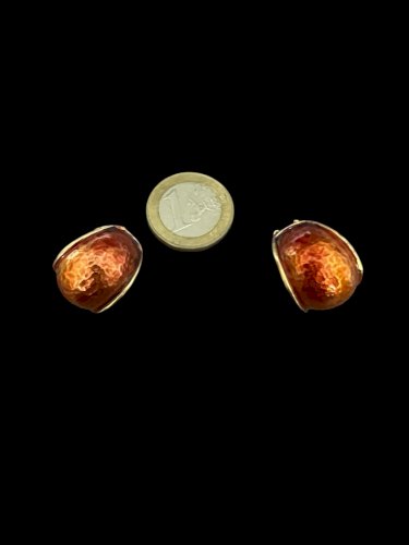 Boucles d’oreilles demi Créole vintage Marcel Boucher vers 1970 émaillée Couture