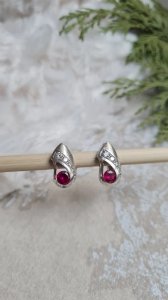 Boucles doreilles en argent et grenat