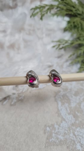 Boucles doreilles en argent et grenat