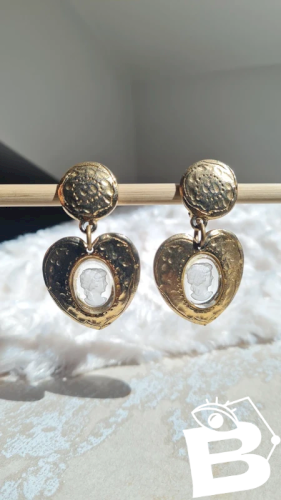 Boucles doreilles Jacky de G. - cœur camées - vintage