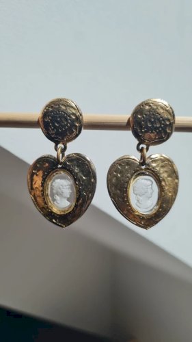 Boucles doreilles Jacky de G. - cœur camées - vintage
