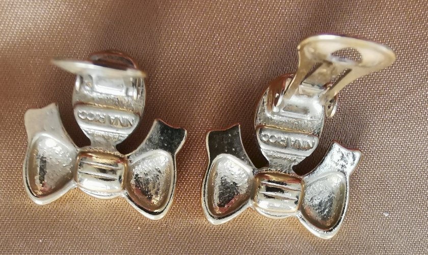 BOUCLES DOREILLES NINA RICCI PARIS