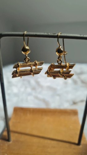Boucles doreilles pendante - plaqué or -canne à sucre
