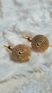 Boucles doreilles pendante - plaqué or - Dômes tressés