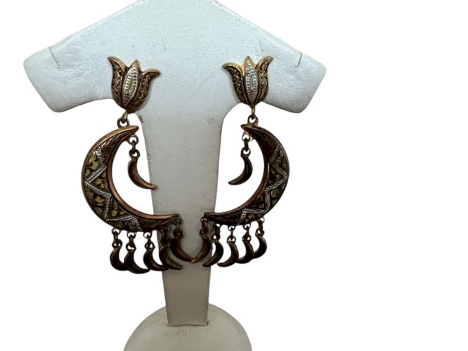 boucles d’oreilles pendantes ancienne Tolède vers 1950 croissant de Lune Vintage