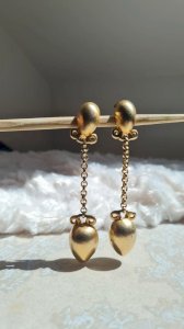 Clara studio dangling earrings - clips