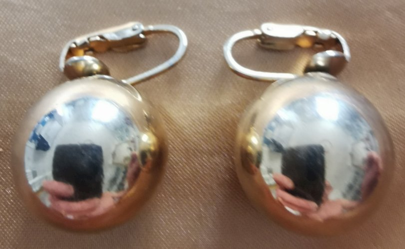 BOUCLES D'OREILLES RONDES