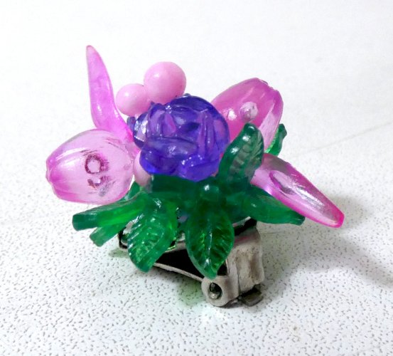 Boucles d'oreilles vintage fruits lucite années 80