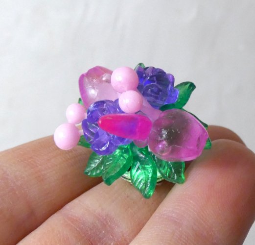 Boucles d'oreilles vintage fruits lucite années 80