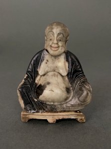 Bouddha en pierre de lave XXe sculpture H5510