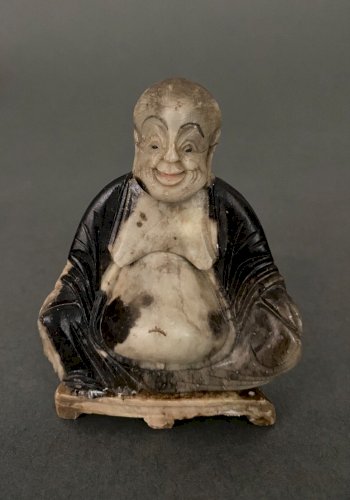 Bouddha en pierre de lave XXe sculpture H5510