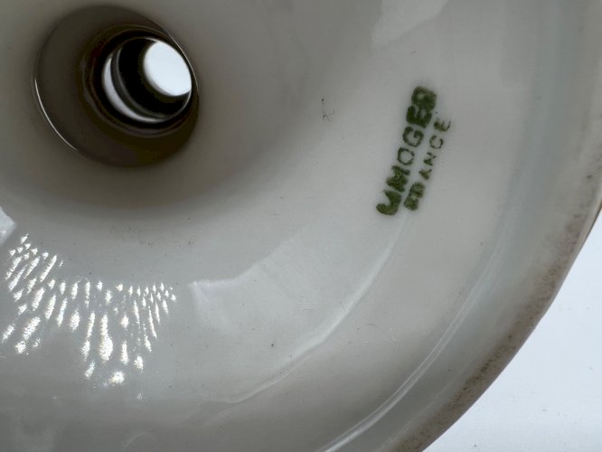 Bougeoir ancien en porcelaine de Limoges signé Jaeger – Décor rose et or, fleurs