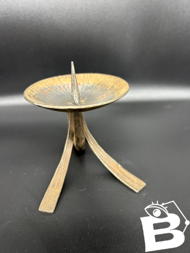 bougeoir brutaliste en fer forgé