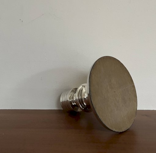 Bougeoir design en métal argenté