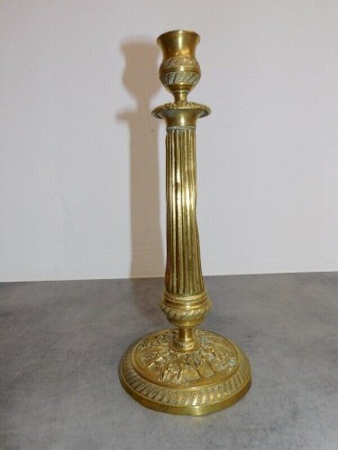 BOUGEOIR EN BRONZE DU XIX ème SIECLE