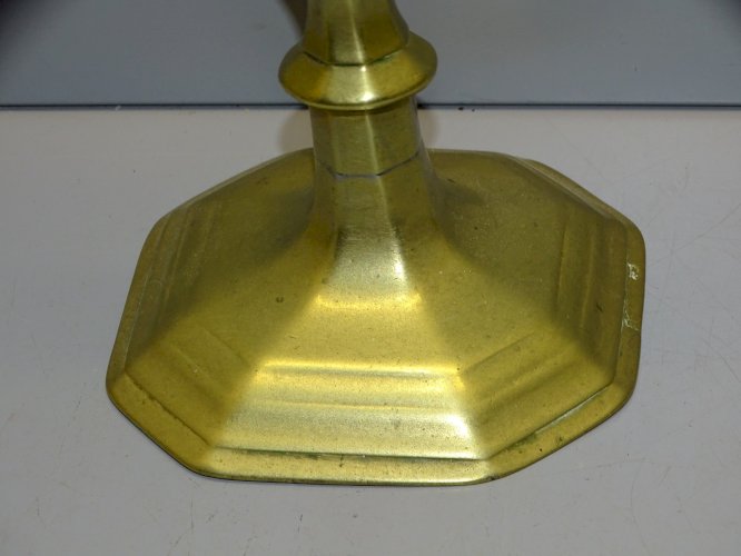 -BOUGEOIR HAUTE EPOQUE BRONZE ou LAITON CANDELABRE LOUIS XIV COLLECTION   D