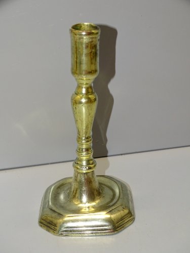 -BOUGEOIR HAUTE EPOQUE BRONZE ou LAITON CANDELABRE LOUIS XIV COLLECTION   D