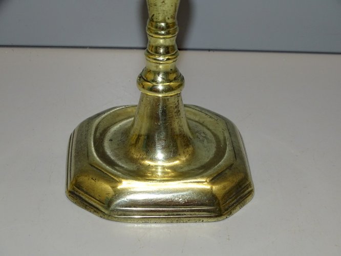 -BOUGEOIR HAUTE EPOQUE BRONZE ou LAITON CANDELABRE LOUIS XIV COLLECTION   D