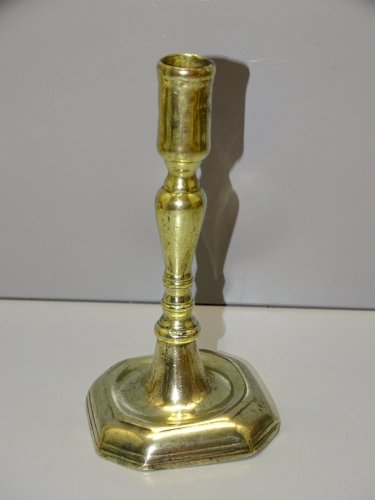 -BOUGEOIR HAUTE EPOQUE BRONZE ou LAITON CANDELABRE LOUIS XIV COLLECTION   D