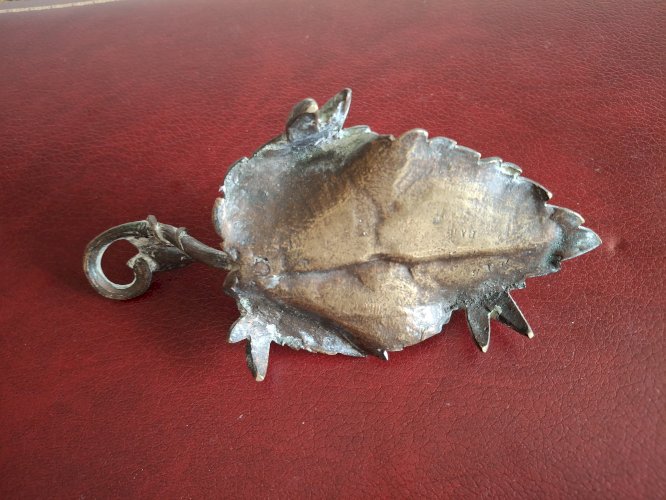Bougeoir rat de cave en bronze