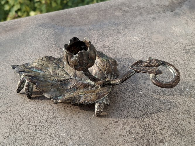 Bougeoir rat de cave en bronze