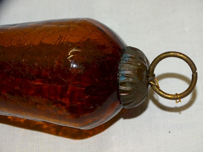 - BOULE POUR SAPIN DE NOEL EN VERRE Craquelé couleur Ambre POMME de PIN   D