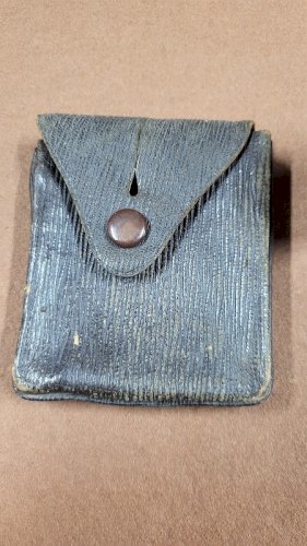 BOUSSOLE ORIGINALE BEZARD MILITAIRE AVEC SACOCHE