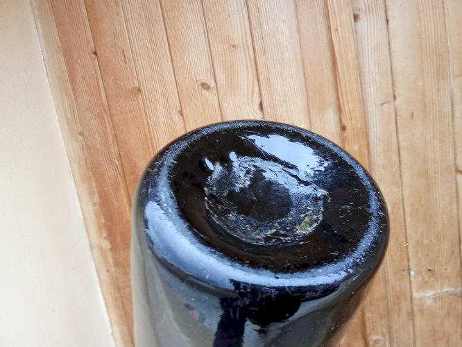 Bouteille ancienne en verre soufflée 