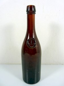 Antique blown glass bottle seal L High Middle Ages flat bottom 18th century