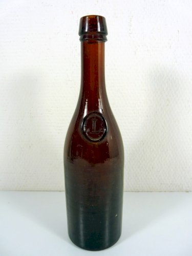 Bouteille ancienne verre soufflé sceau L Haute Epoque seal bottle fond plat 18 e