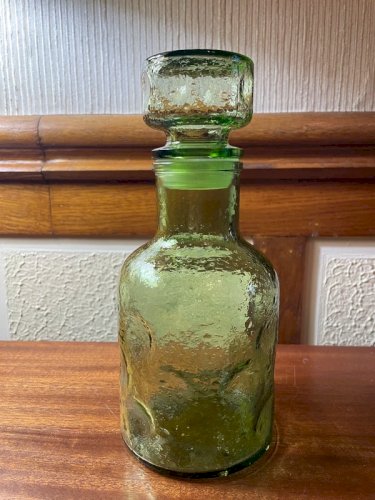 Bouteille carafe en verre alvéolé vintage