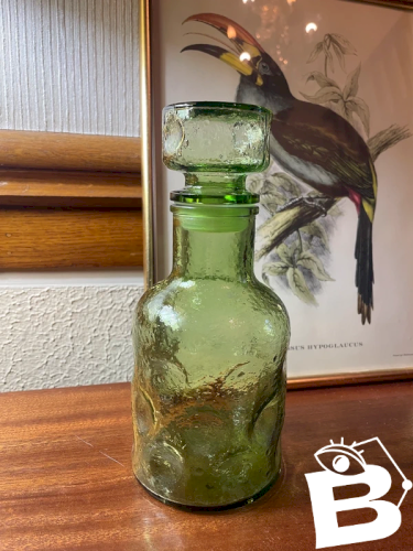 Bouteille carafe en verre alvéolé vintage