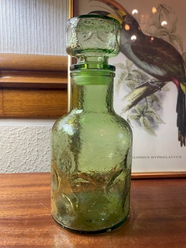 Bouteille carafe en verre alvéolé vintage