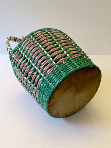 Bouteille dame Jeanne Scoubidou