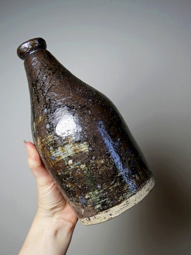 Bouteille en grès pyrité émaillé vintage artisanale signée Jean Lamy