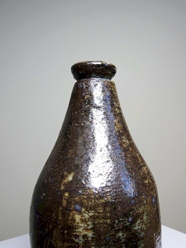 Bouteille en grès pyrité émaillé vintage artisanale signée Jean Lamy