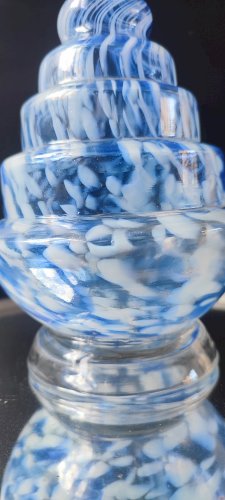 Bouteille en verre soufflé Verrerie de Clichy XXᵉ siècle