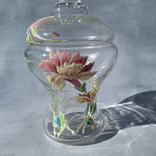 Bouteille en verre transparent décor floral émaillé verrerie LEGRAS ? non signé