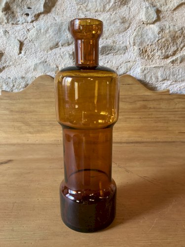 Bouteille / vase soliflore en verre ambré