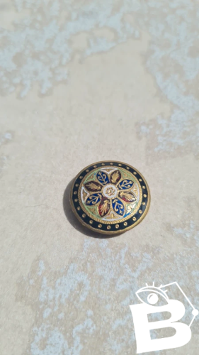 Bouton de col ancien émaillé cloisonné