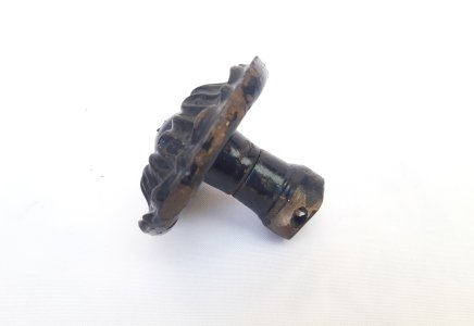 Bouton de porte ancien fonte ouvragée rosace