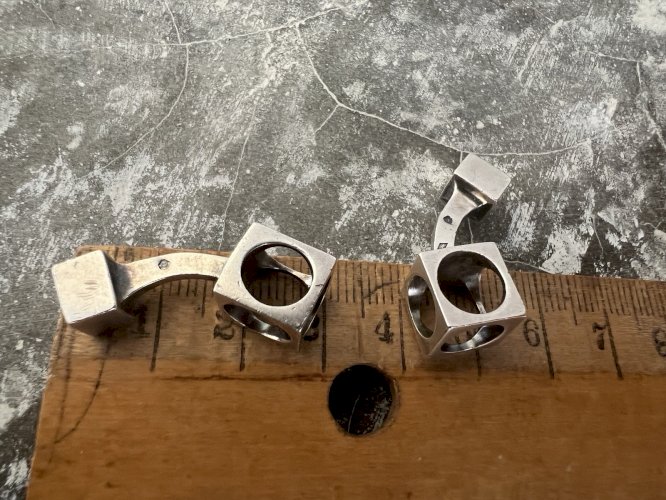 boutons de manchettes design vers 1970 vintage argent massif poinçonné Crabe