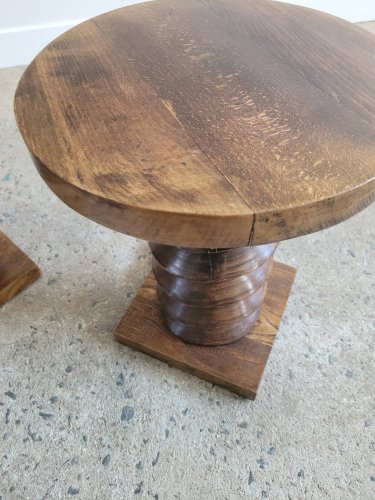 Bouts de canapé brutalistes