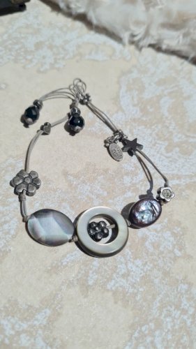 Bracelet ajustable avec nacre  GAS