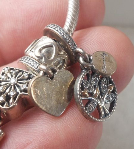 Bracelet avec charms coeurs, Pandora, en argent