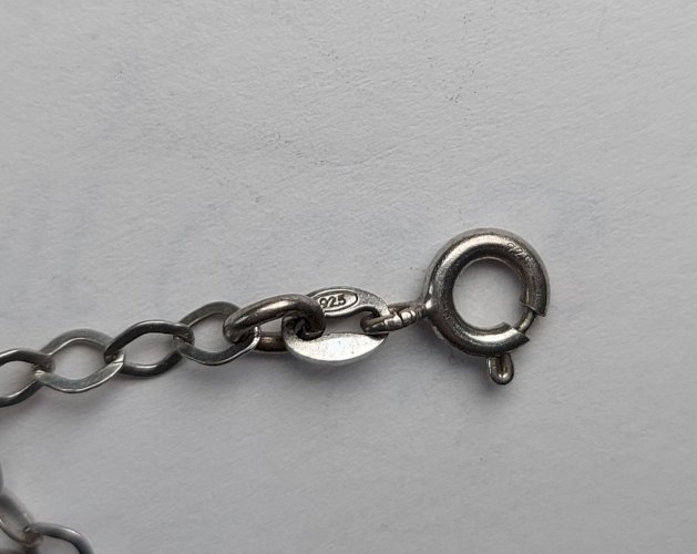 Bracelet décor bonhomme pain d'épice, en argent massif